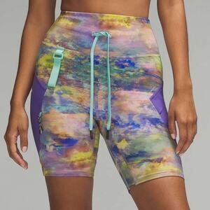 Lululemon Cargo Super-High-Rise Hiking Short 8" Altered Nature Multi Size 2 NWT